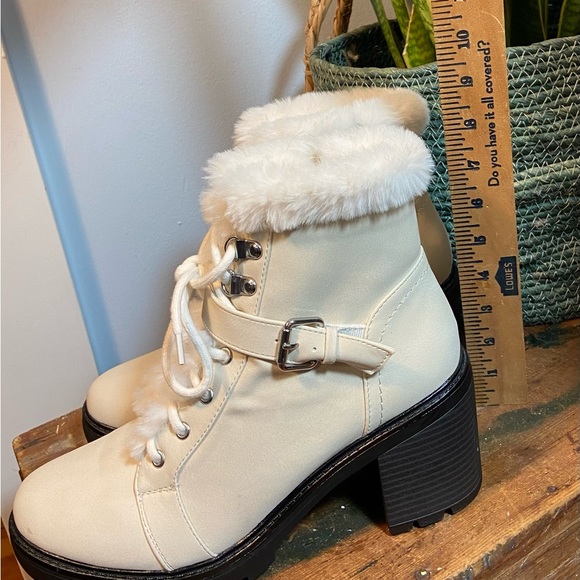 Esprit Cream Faux Fur Boots - Picture 6 of 6